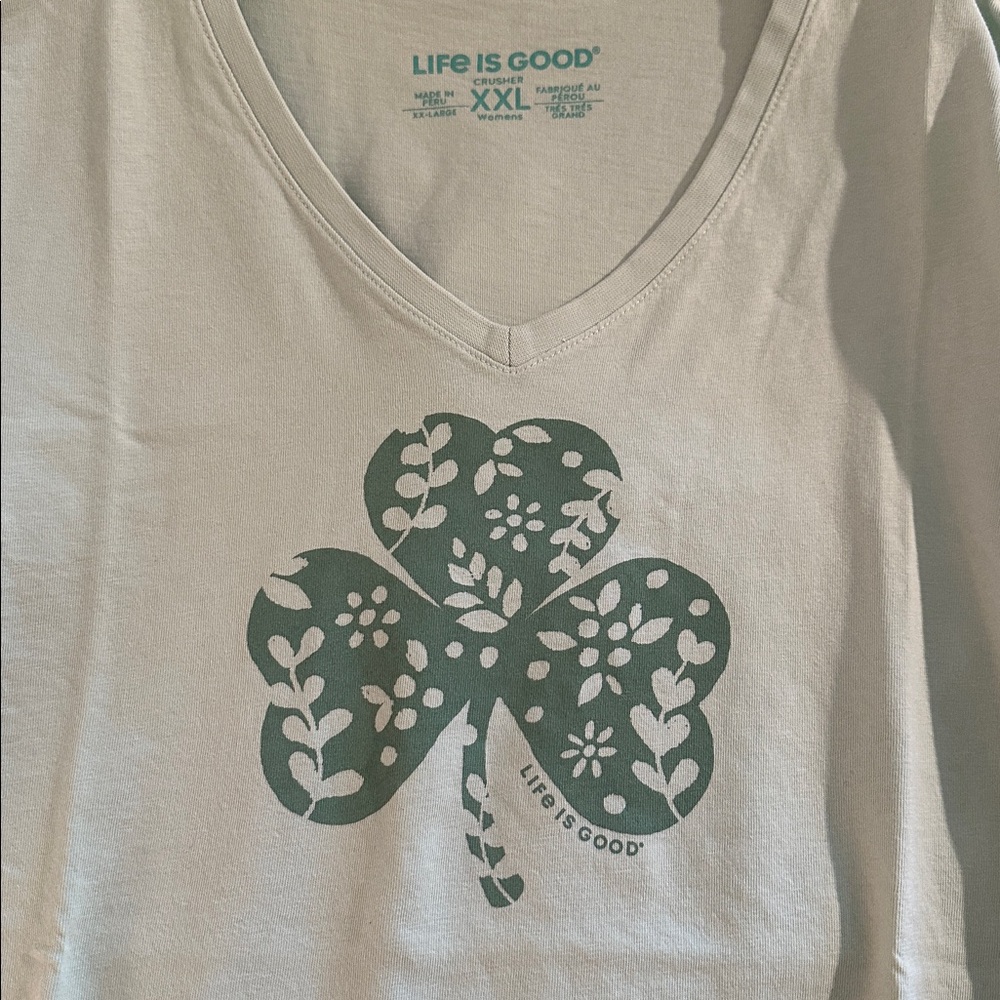 Life Is Good Women's Vee Neck Sage Green Clover Tee, size 2X - Picture 2 of 2